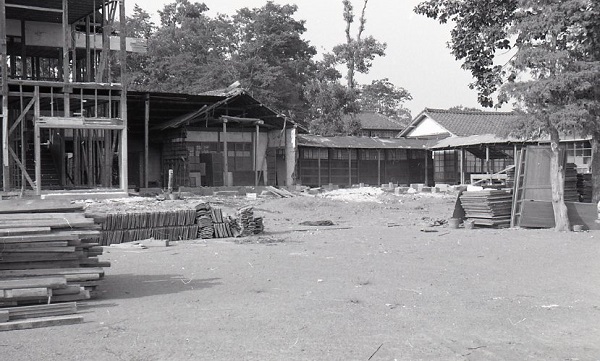 1967 三保谷小解体059.jpg